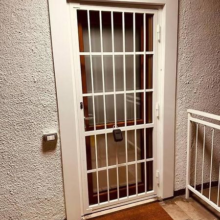 Ferienwohnung Malu Peschiera Borromeo Exterior foto