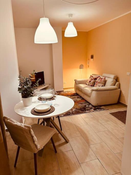 Ferienwohnung Malu Peschiera Borromeo Exterior foto